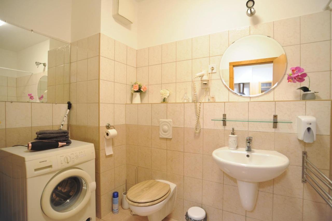 Lovely Apartment In The Heart Of Budapest Budapeste Exterior foto